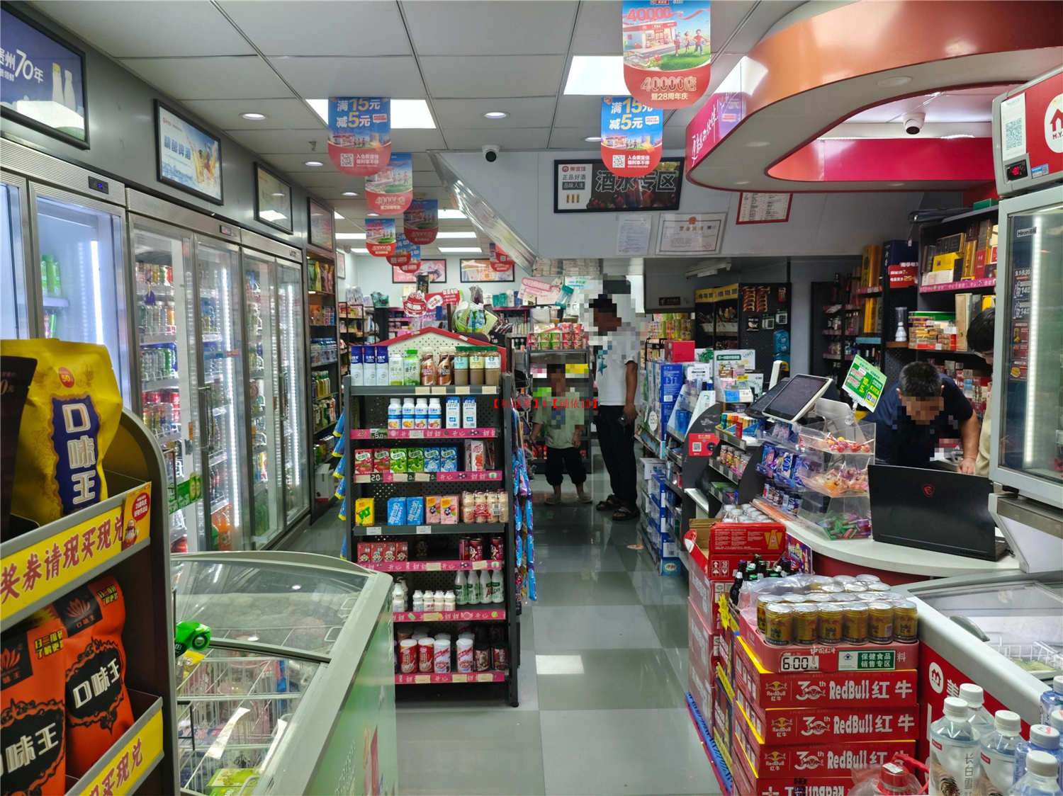 花果园W2区美宜佳便利店整体转让，有烟证！